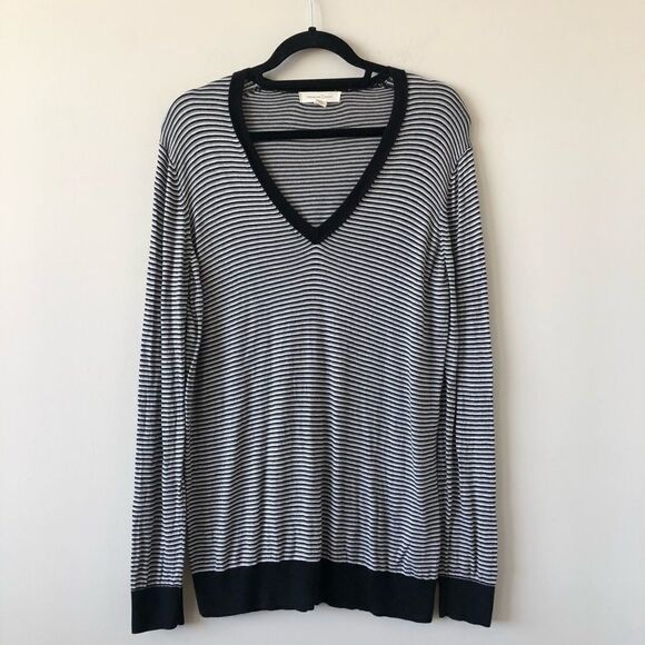 Treasure and Bond Black & White V Neck Knit - Picture 1 of 7
